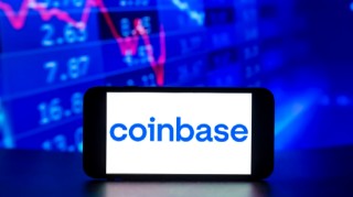Coinbase被指虛報(bào)用戶數(shù)量 股價(jià)大跌 稱正與SEC合作解決問題