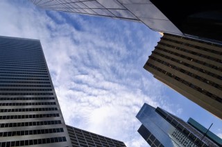凈利潤大增47.8%，外資巨頭猛加倉，中國平安為何能強勢挺入新周期