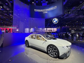 全球車(chē)企，為何爭(zhēng)相奔赴上海？