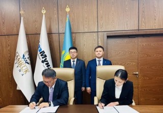 中國進(jìn)出口銀行董事長陳懷宇在哈薩克斯坦開展工作調(diào)研