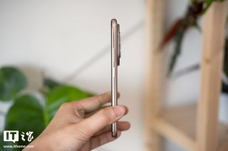 【IT之家圖賞】華為 nova 14 Ultra 實拍：全新星耀環(huán)、經(jīng)典格紋，一眼吸金