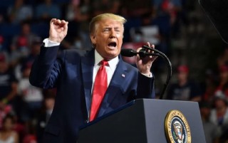 特朗普稱將為滯留的宇航員支付加班費(fèi)