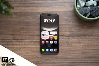 【IT之家圖賞】華為 nova 14 Ultra 實拍：全新星耀環(huán)、經(jīng)典格紋，一眼吸金