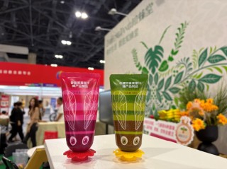 汪小菲試吃，安慕?？缃纭诤貌?huì)，逛著逛著就吃飽了
