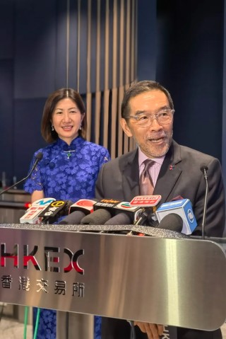 港股怎么又熱鬧起來(lái)了
