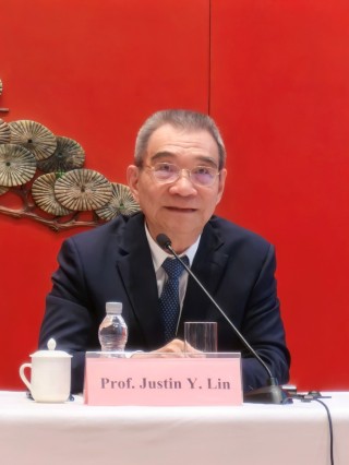 林毅夫：中美經(jīng)濟確有脫鉤風險，但“完全脫鉤”可能性不大