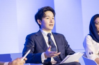對話中國生物制藥謝承潤：AI讓藥物研發(fā)從“大海撈針”變“精準(zhǔn)制導(dǎo)”