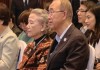 直擊博鰲丨潘基文夫婦現(xiàn)身“健康”論壇，化身觀眾學(xué)習(xí)“長(zhǎng)壽”秘訣？