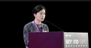 膜拜！北大畢業(yè)上市公司美女董秘年收入近740萬