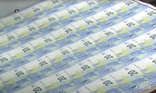 關稅風暴中的"鐵銹帶"突圍：美國腹地企業(yè)的生存博弈