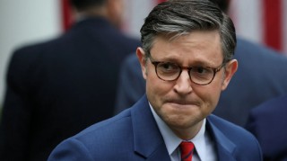 美國(guó)眾議院議長(zhǎng)約翰遜強(qiáng)調(diào)最后期限的重要性，“歷史性”預(yù)算法案即將重新投票