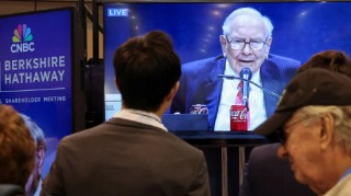 伯克希爾大跌6% Q1利潤下降14%且巴菲特宣布離職