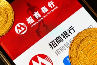 “頂流”張坤一日砍倉300萬股招商銀行，原來是持倉超限額了