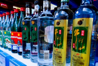 順鑫農(nóng)業(yè)：毛利率持續(xù)下滑，產(chǎn)品結(jié)構(gòu)失衡，薄利死循環(huán)如何突圍？