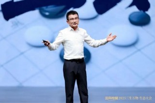 炸裂！章老師在上海前灘 “吹個大氣泡”，三只松鼠120 億之上潛力幾何？
