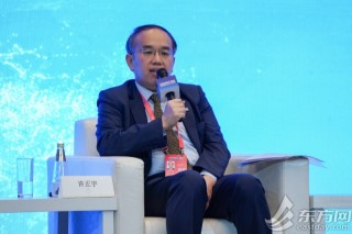 許正宇：開(kāi)展滬港金融合作，流動(dòng)性、基礎(chǔ)建設(shè)、金融服務(wù)實(shí)體經(jīng)濟(jì)是重點(diǎn)