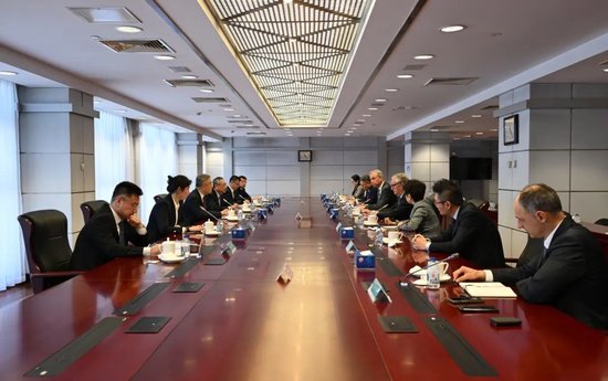 農(nóng)業(yè)銀行董事長谷澍會見德意志銀行集團(tuán)主席衛(wèi)禮思  第1張
