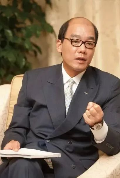 銀基創(chuàng)始人梁國興賣豪宅求生，給茅臺(tái)經(jīng)銷商提了個(gè)什么醒？  第1張