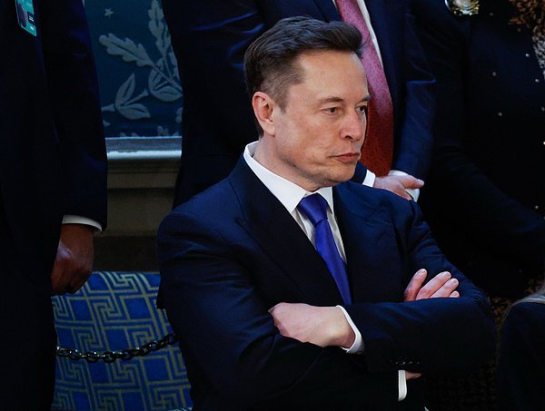 馬斯克：削減開(kāi)支將成為政府效率部“長(zhǎng)期事業(yè)”  第1張