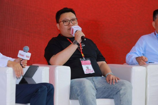 小黃鴨李嘉明：IP行業(yè)最大困境不是內(nèi)容的缺乏，而是如何變得有商業(yè)價值  第1張