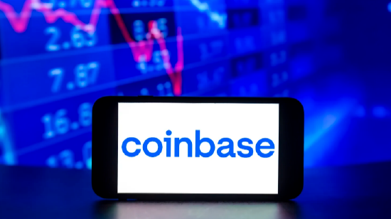 Coinbase被指虛報(bào)用戶數(shù)量 股價(jià)大跌 稱正與SEC合作解決問題  第1張