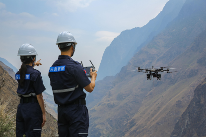大疆旗艦級運載無人機DJI FlyCart 100發(fā)布：低空運輸新產(chǎn)品  第2張